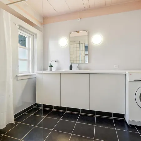 Holiday home Lovely In With Wifi Nexo