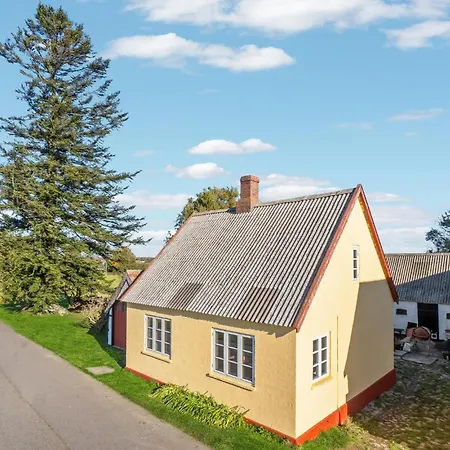 Lovely In With Wifi Holiday home *
